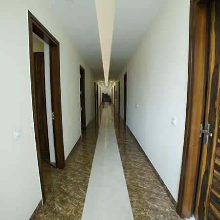 The English Garden Mohali المظهر الخارجي الصورة