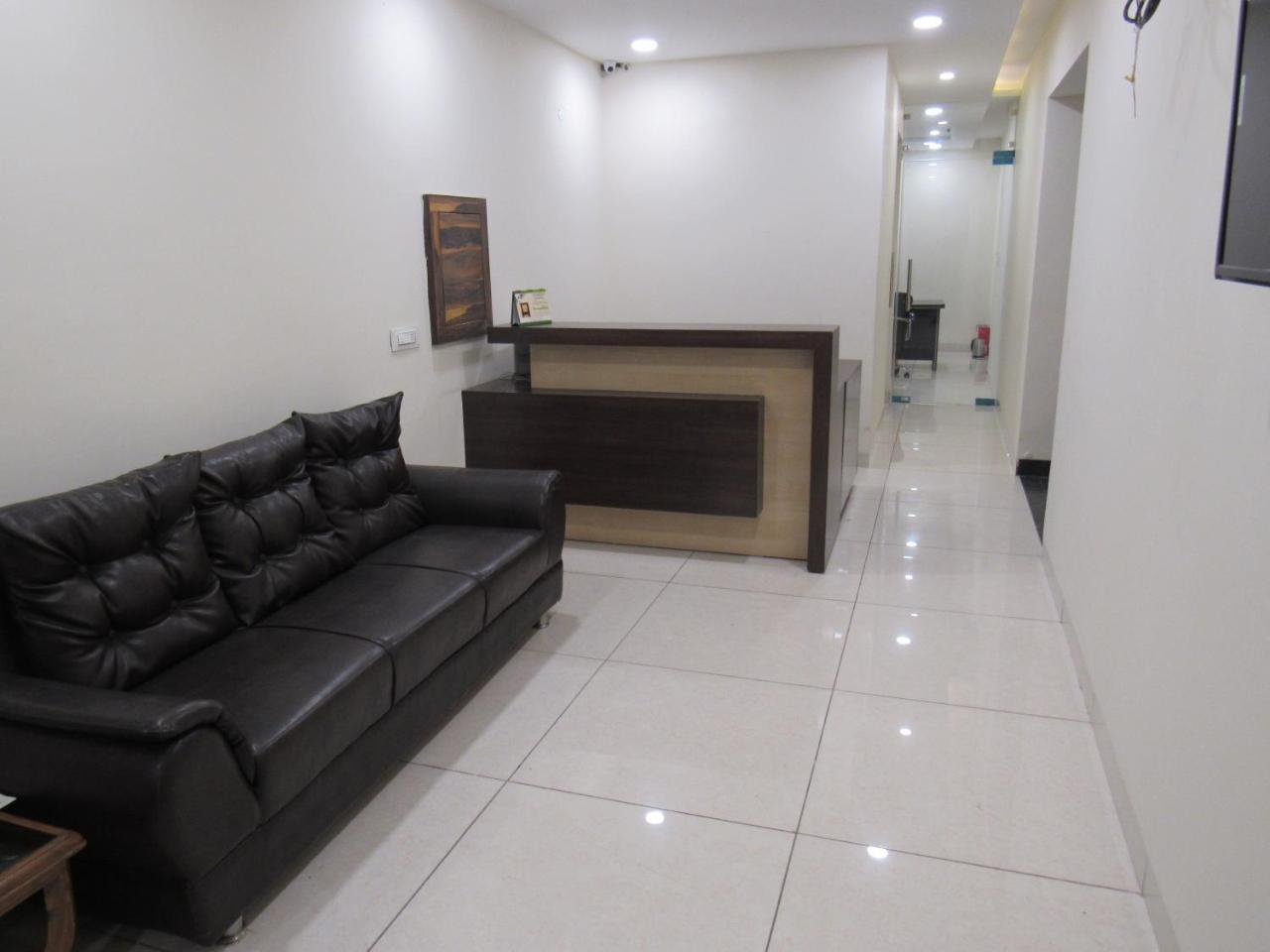 The English Garden Mohali المظهر الخارجي الصورة